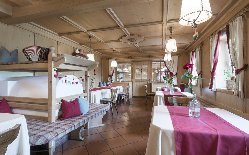 Hotel Onach San Lorenzo di Sebato Esterno foto